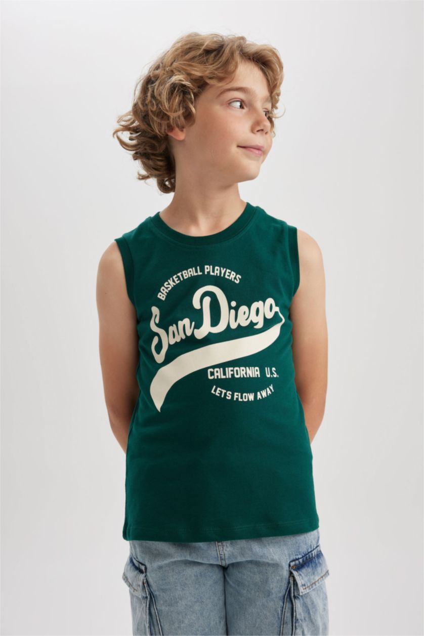 أولاد أخضر تيشيرت اولادي بدون أكمام