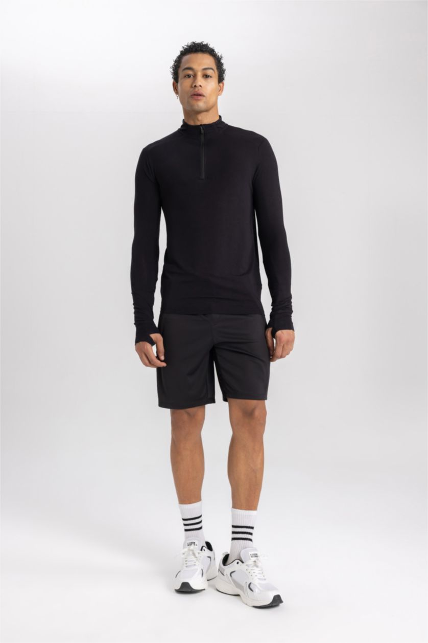 رجال أسود تيشيرت سليم فيت برقبة عالية