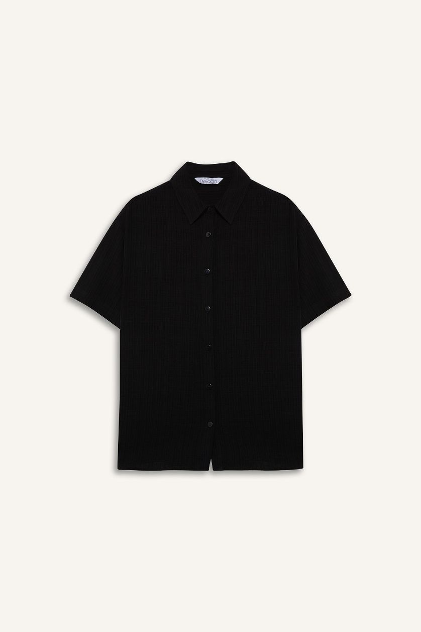 Woman Black Oversize Basic Short Sleeve Shirt