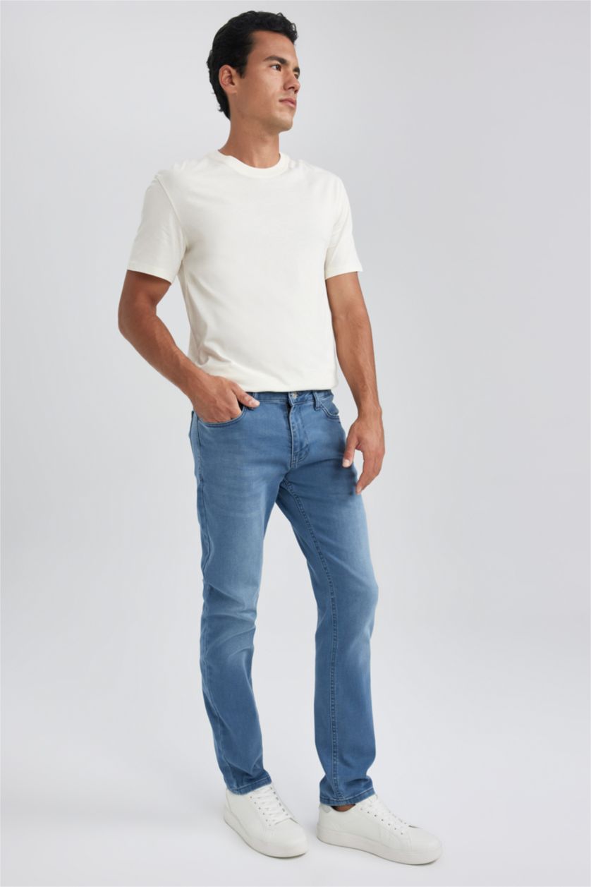 HOMME Indigo Pantalon Jean PEDRO - Coupe slim en jean Ourlet étroit