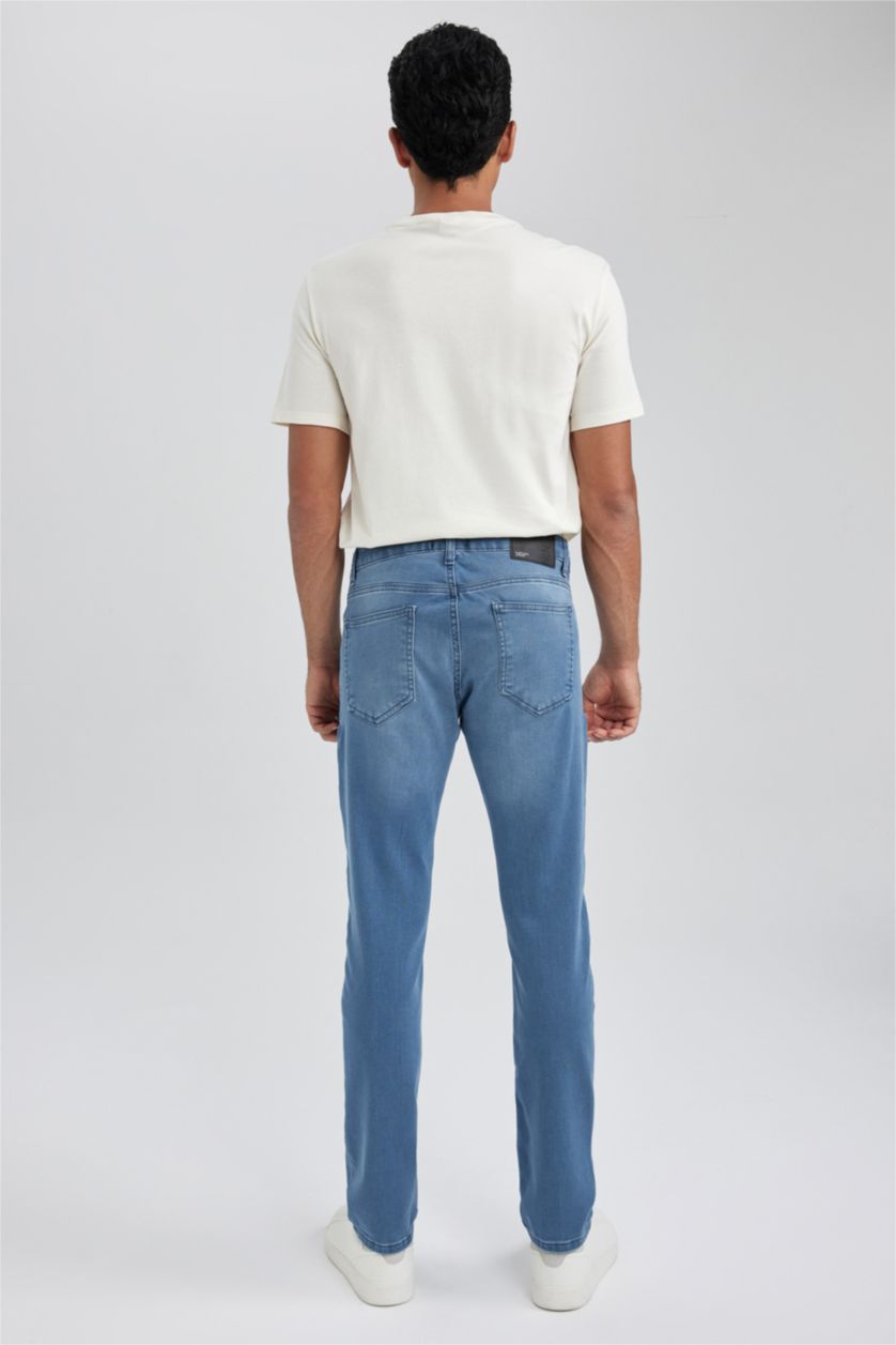 HOMME Indigo Pantalon Jean PEDRO - Coupe slim en jean Ourlet étroit