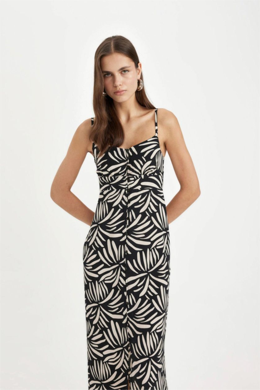 نساء أسود فستان ميدي بحمالات بنمط عرقي منسوج وياخة قلب