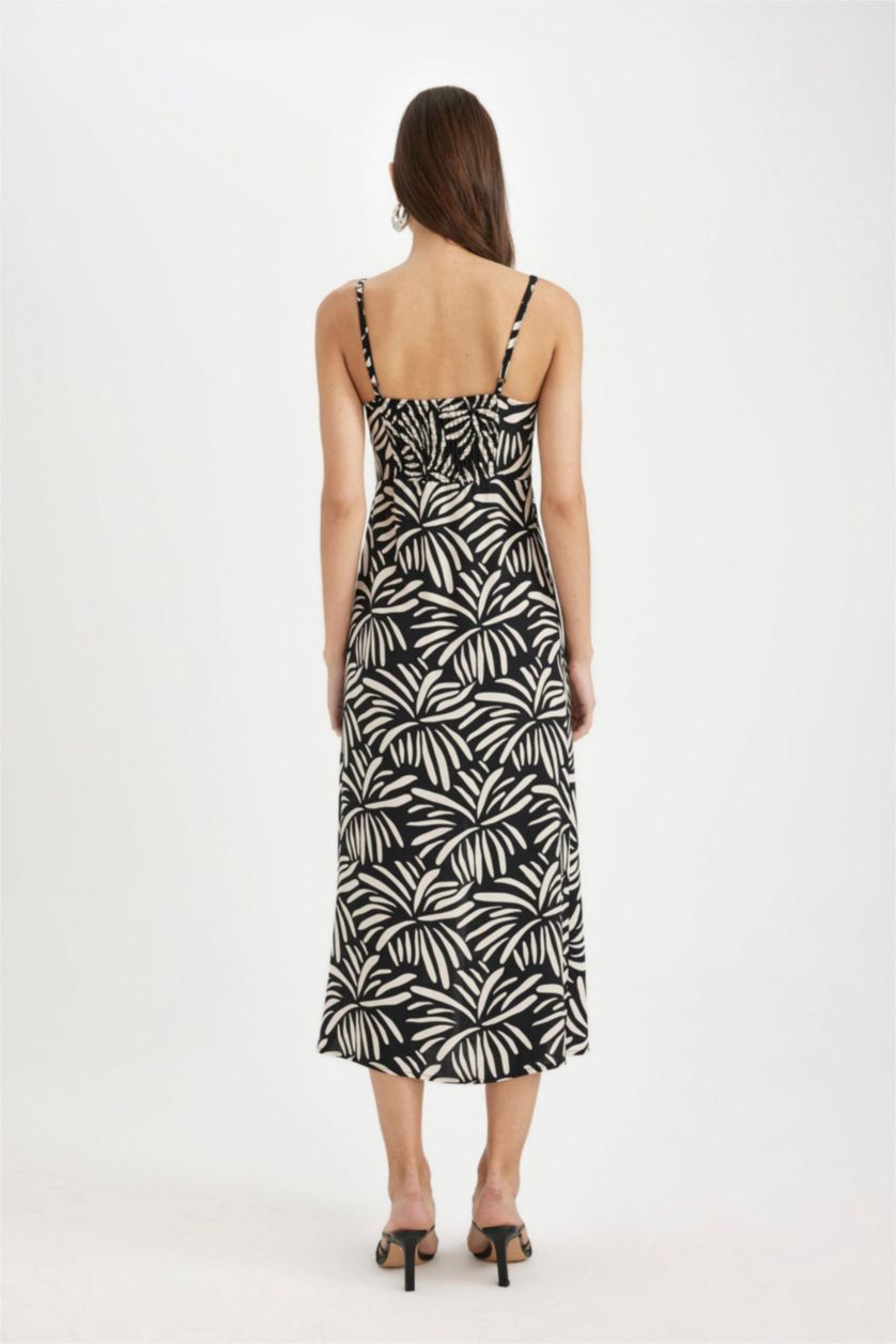 نساء أسود فستان ميدي بحمالات بنمط عرقي منسوج وياخة قلب