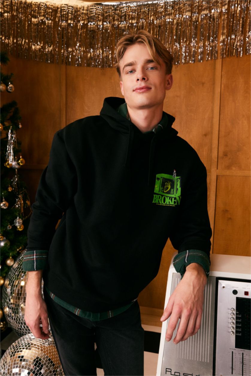 Мужская Черный Свитшот новогодний оверсайз с капюшоном