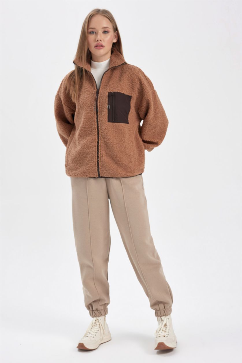 Woman Vison Cool Oversize Fit Plush Cardigan