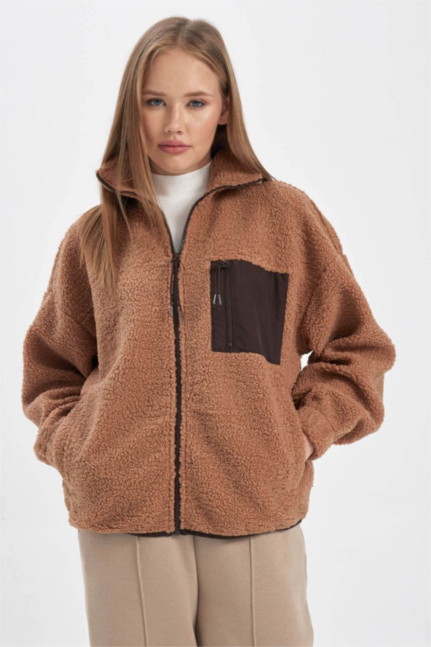 Woman Vison Cool Oversize Fit Plush Cardigan