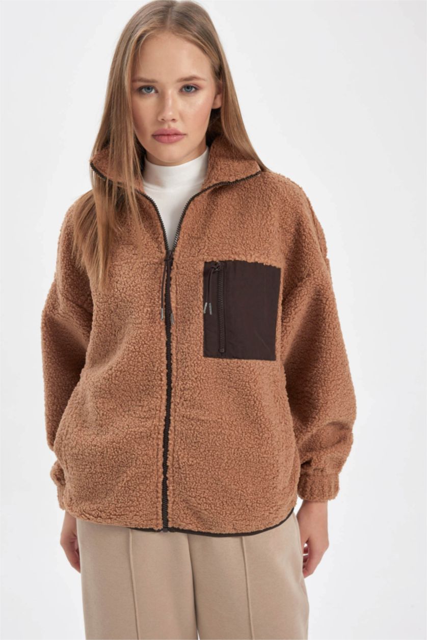 Woman Vison Cool Oversize Fit Plush Cardigan