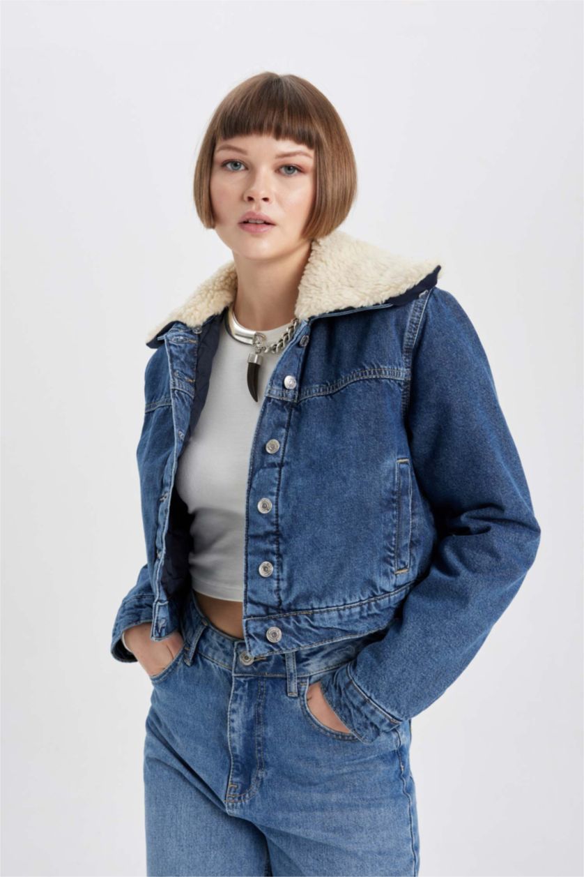 WOMAN Blue Faux Fur Collar Denim Jacket