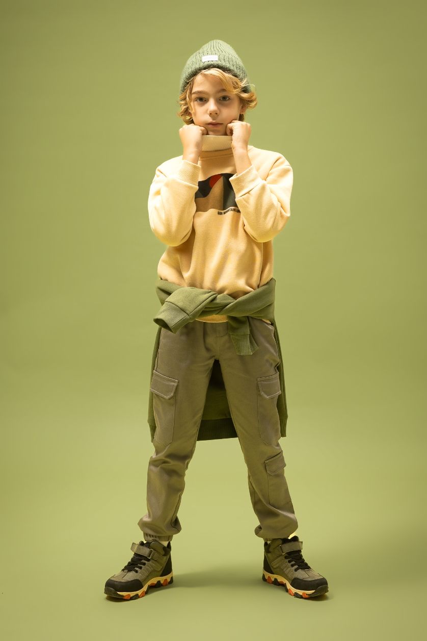 أولادي كاكي بنطلون كارجو جوجر اولادي بجيب