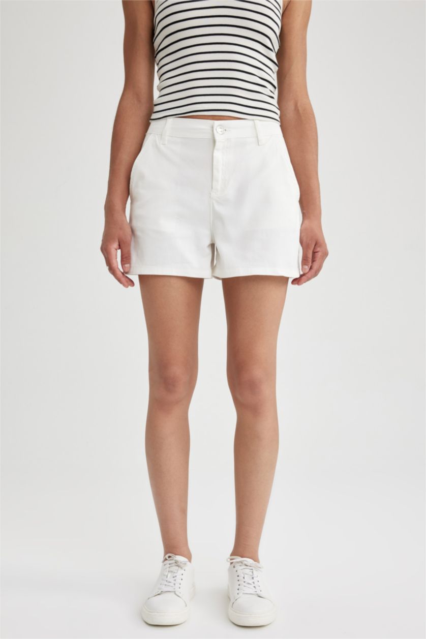 WOMAN White Gabardine High Waist Wide Leg Shorts