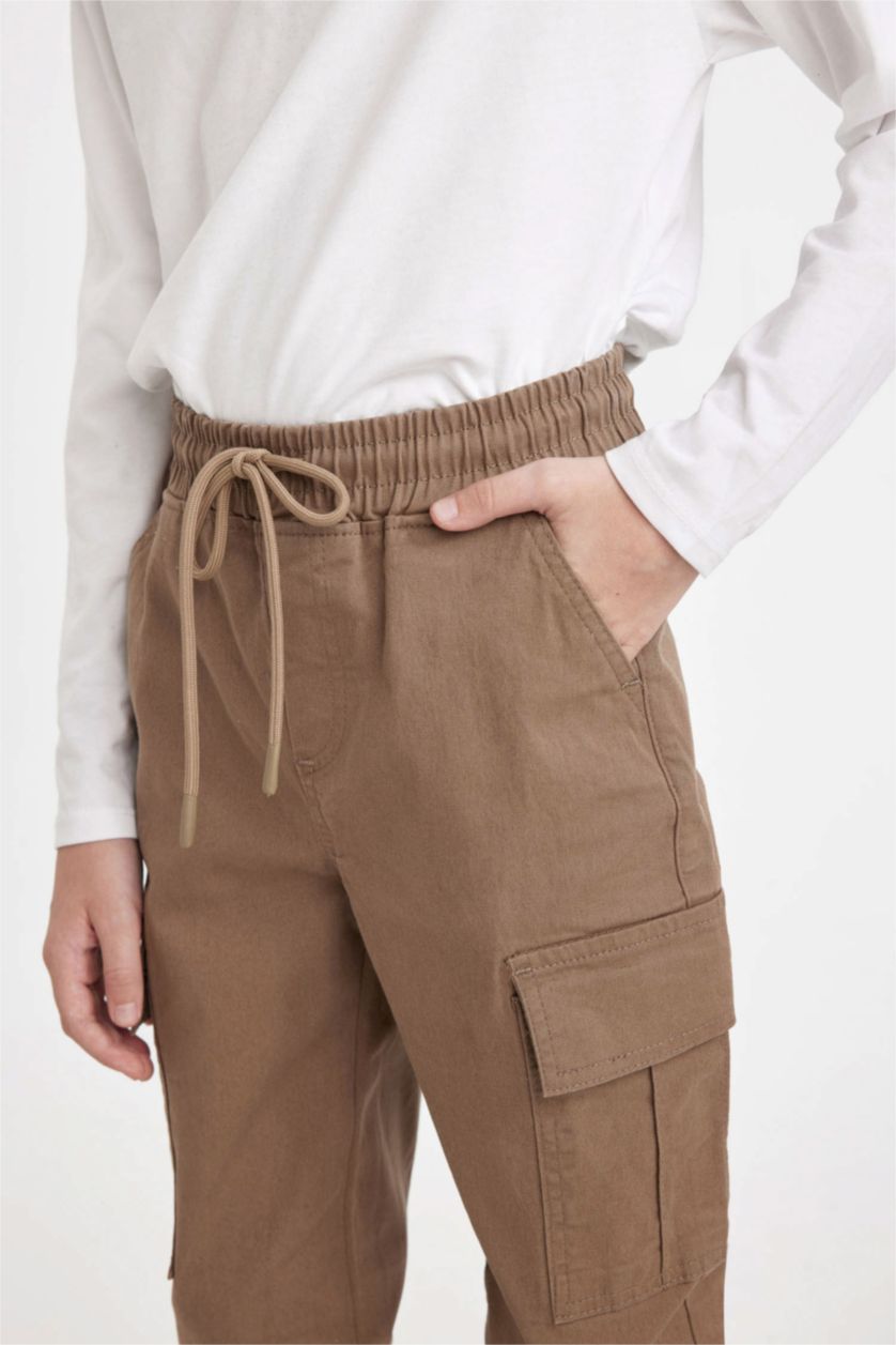 Erkek Çocuk - Genç Erkek Koyu Bej Erkek Çocuk Kargo Cepli Beli Paçası Lastikli Gabardin Okul Pantolonu