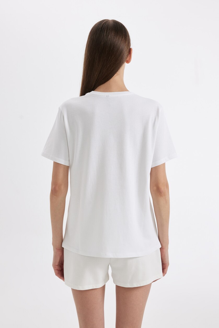 WOMAN White Regular Fit Short Sleeve T-Shirt