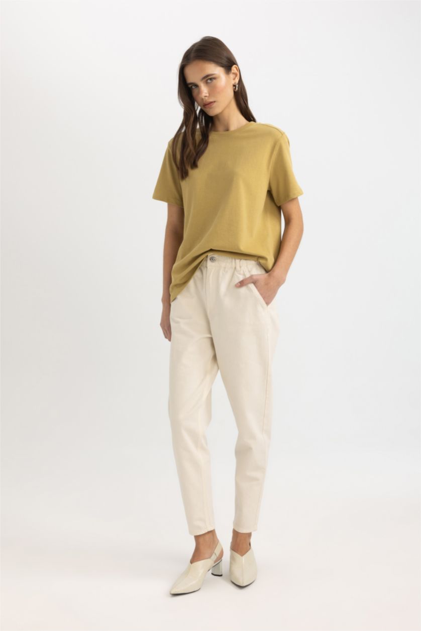 نساء كاكي تيشيرت نص كم سامبل برقبة مستديرة وقصة عادية