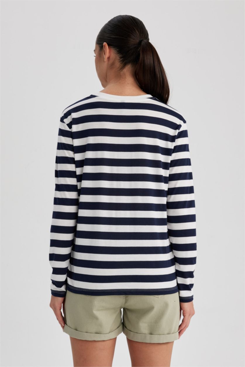 نساء كحلي تي شيرت كم طويل قصة عادية بياقة مستديرة