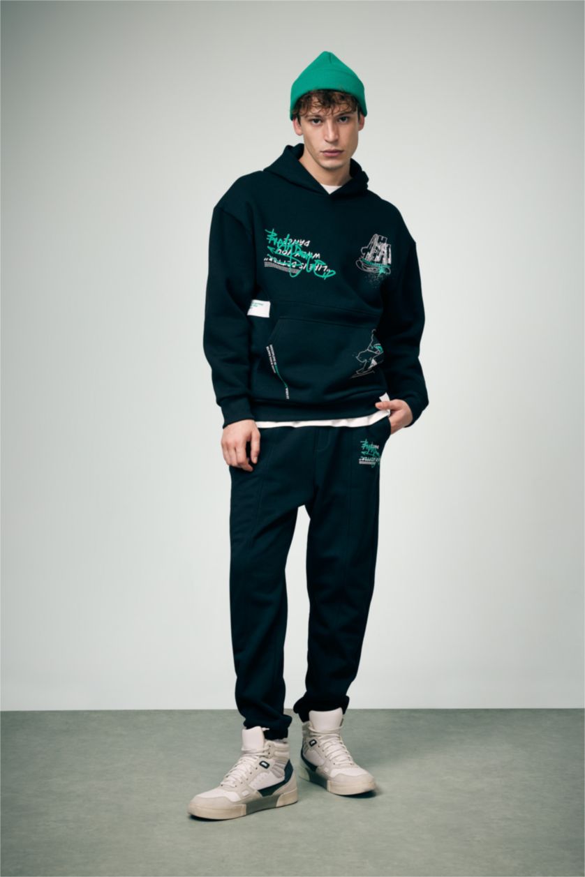 رجال أسود Regular Fit Trousers