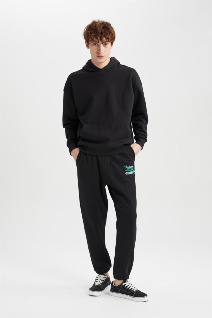 رجال أسود Regular Fit Trousers