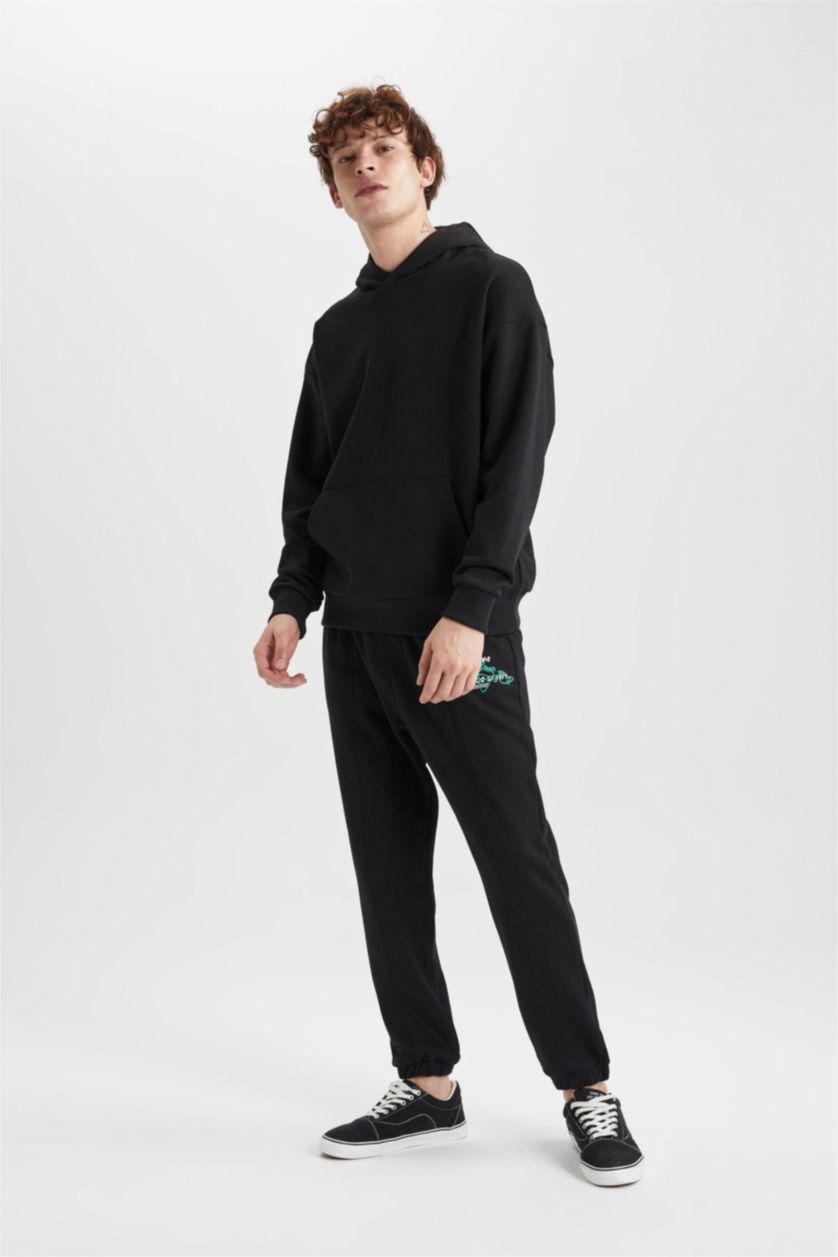 رجال أسود Regular Fit Trousers