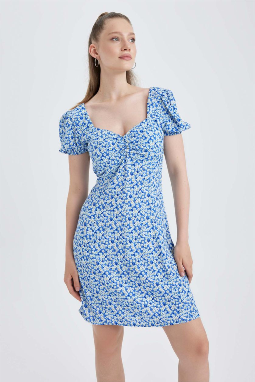 نساء أزرق فستان قصير فلورال بأكمام بالون بياقة قلب