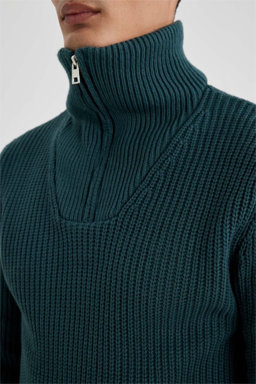 Erkek Yeşil Standart Fit Dik Yaka Yarım Fermuarlı Selanik Kumaş Triko Kazak