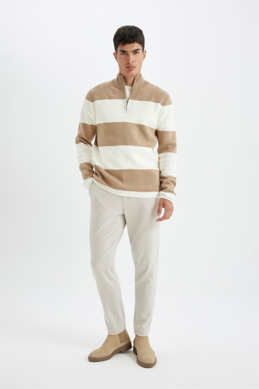 Erkek Bej Standart Fit Normal Kesim Çizgili Dik Yaka Fermuarlı Triko Kazak