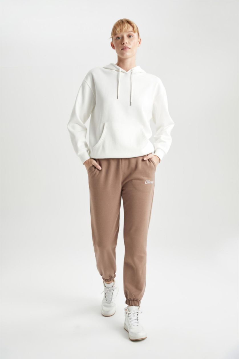 حريمي بني فاتح بنطلون سويت بانتس بريميوم قصة عادية بجيب