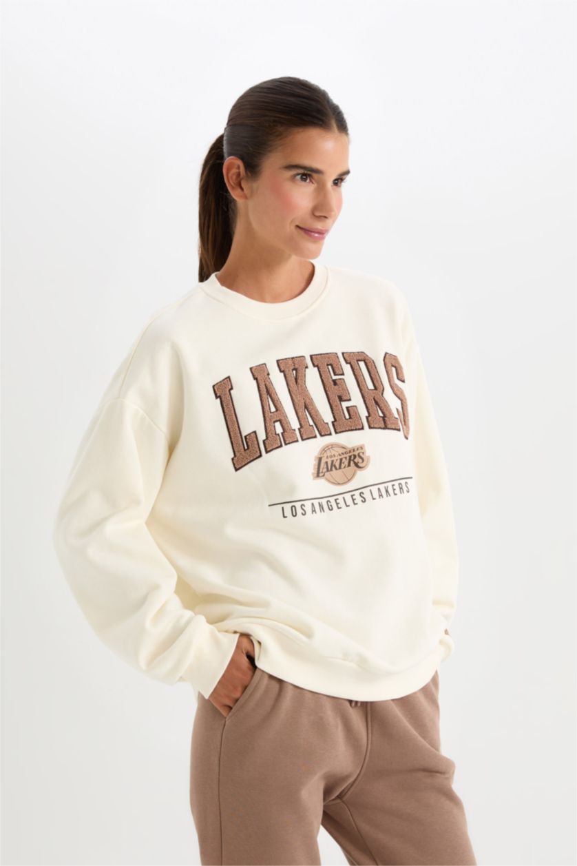 WOMAN Ecru DeFactoFit NBA Los Angeles Lakers Oversize Fit Thick Fabric Sweatshirt