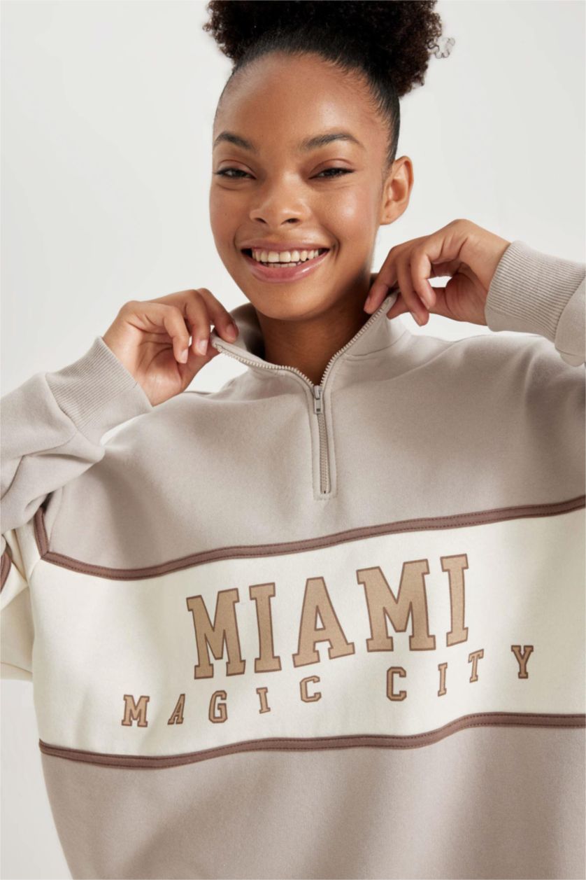 FEMME Beige Sweatshirt Oversize Avec Demi-Zip De Defactofit