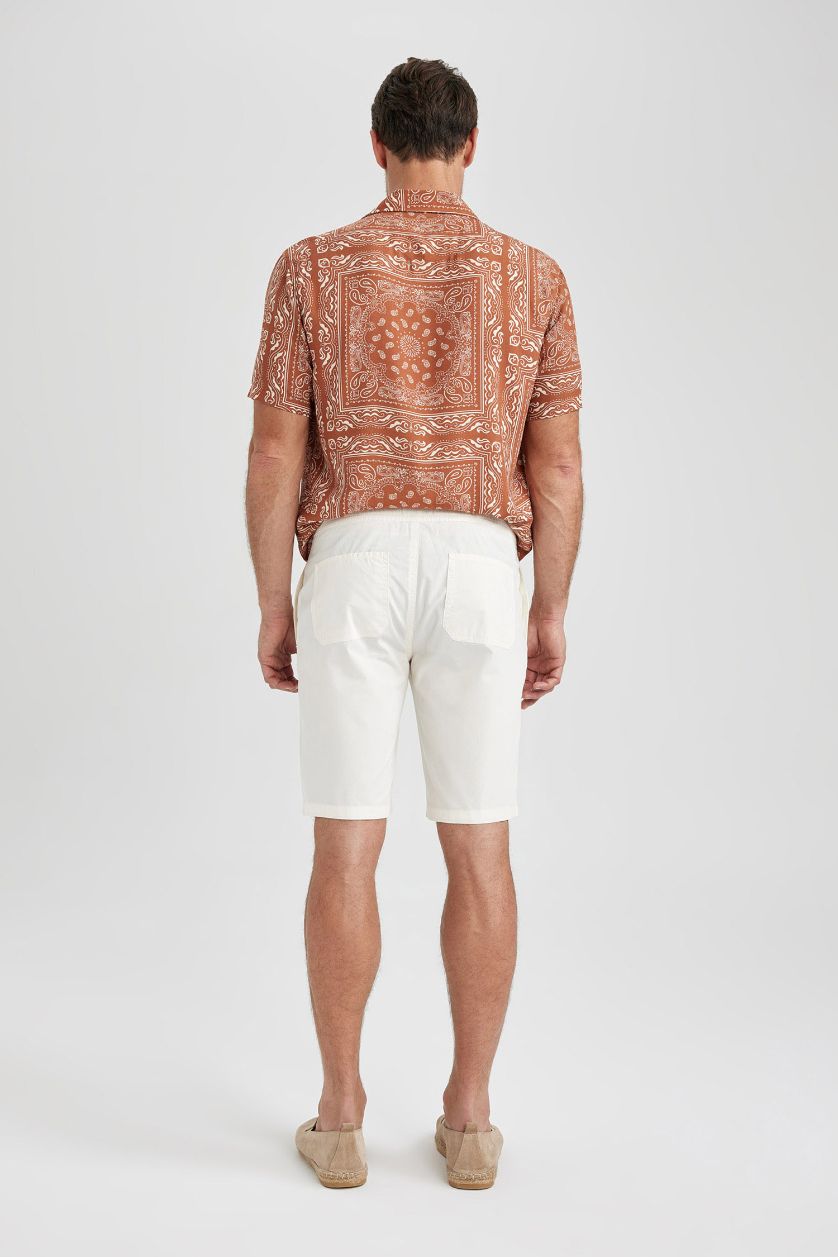 HOMME Écru Short Bermuda à Coupe Régulière