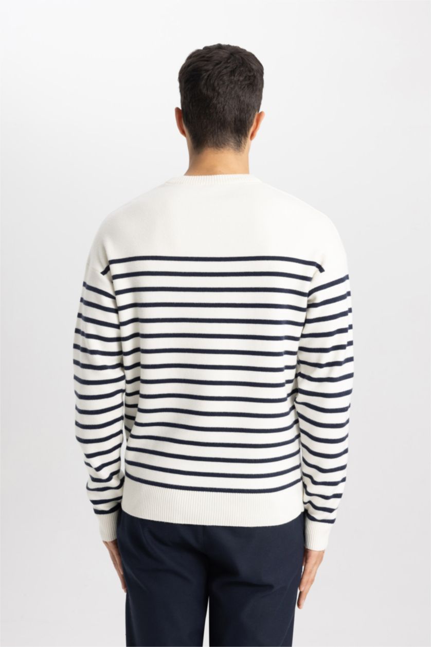 Erkek Ekru Relax Fıt Triko Kazak