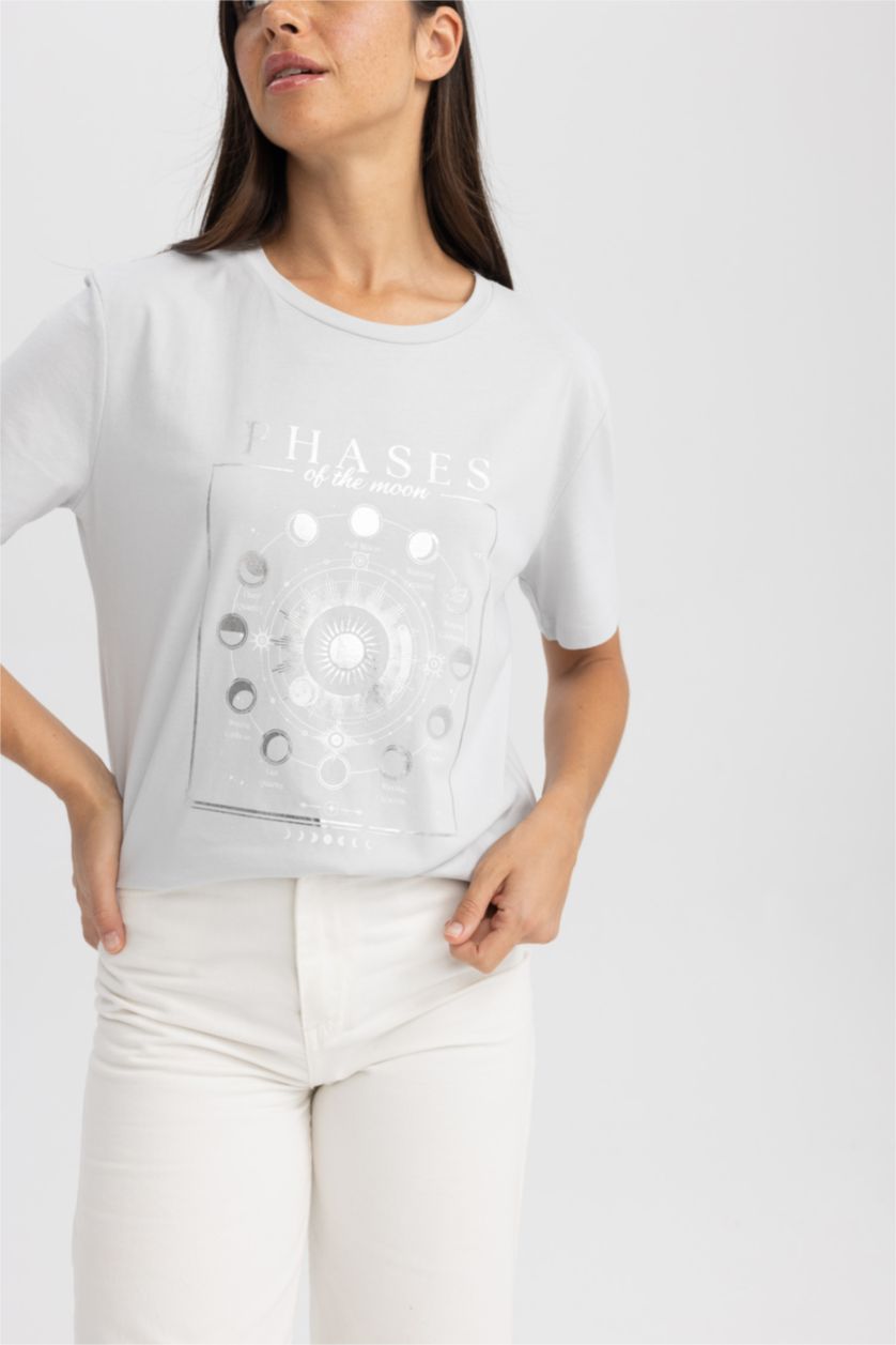 نساء رمادي تي شيرت مطبوع بياقة مستديرة قصة عادية