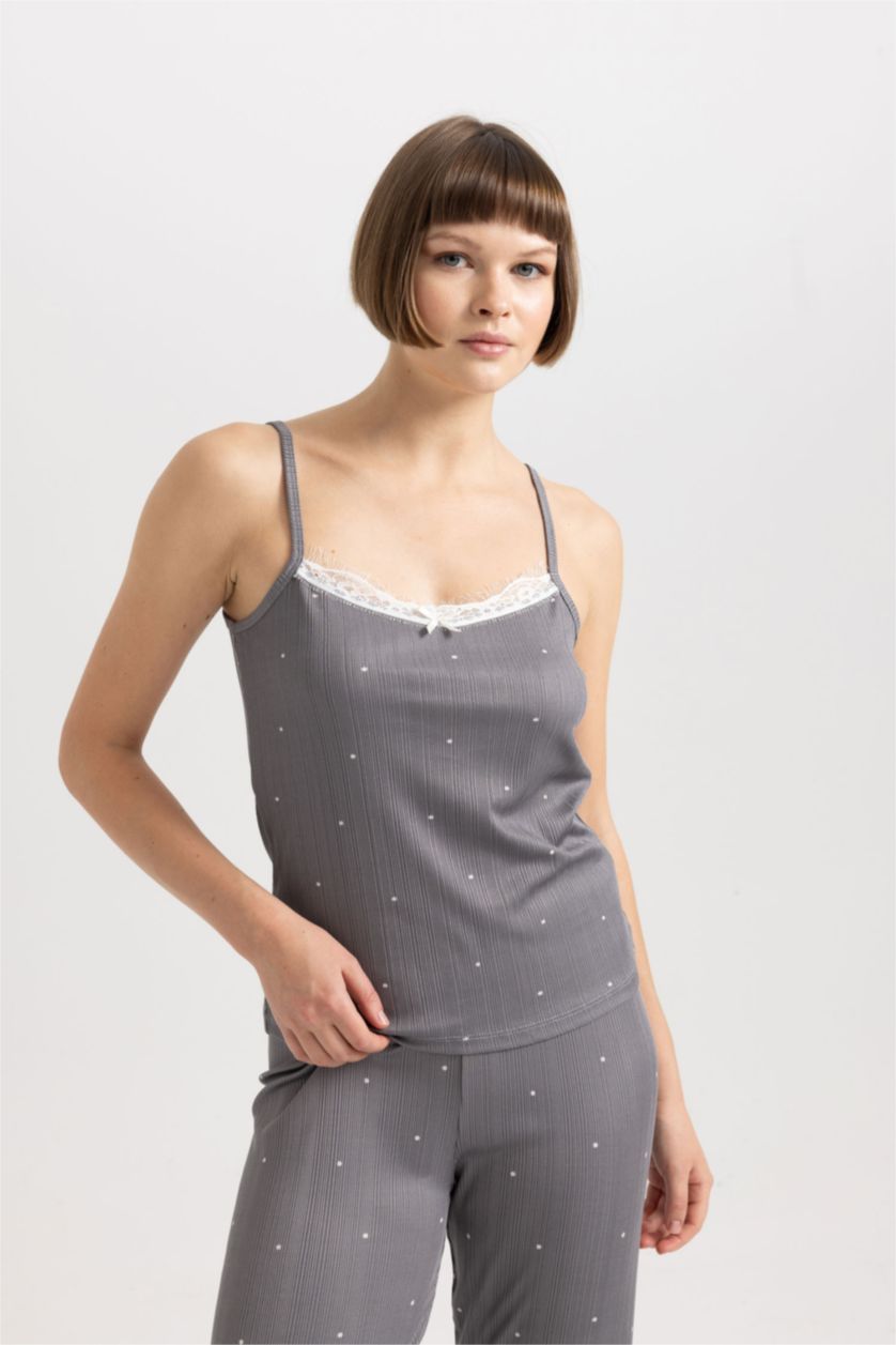 Kadın Gri Regular Fit Askılı Pijama Üstü-Fall in Love 