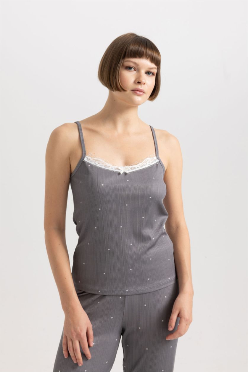 Kadın Gri Regular Fit Askılı Pijama Üstü-Fall in Love 