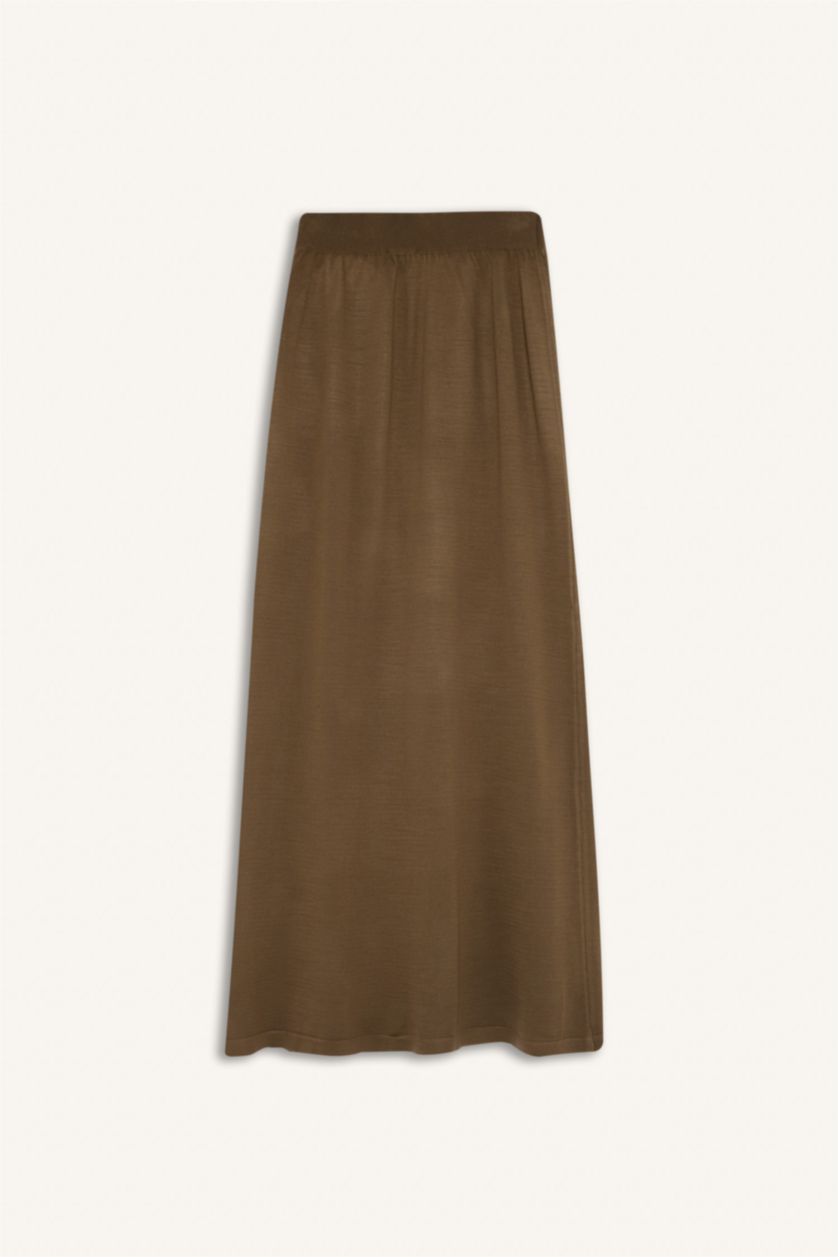 حريمي زيتوني جيبة تريكو قصة A