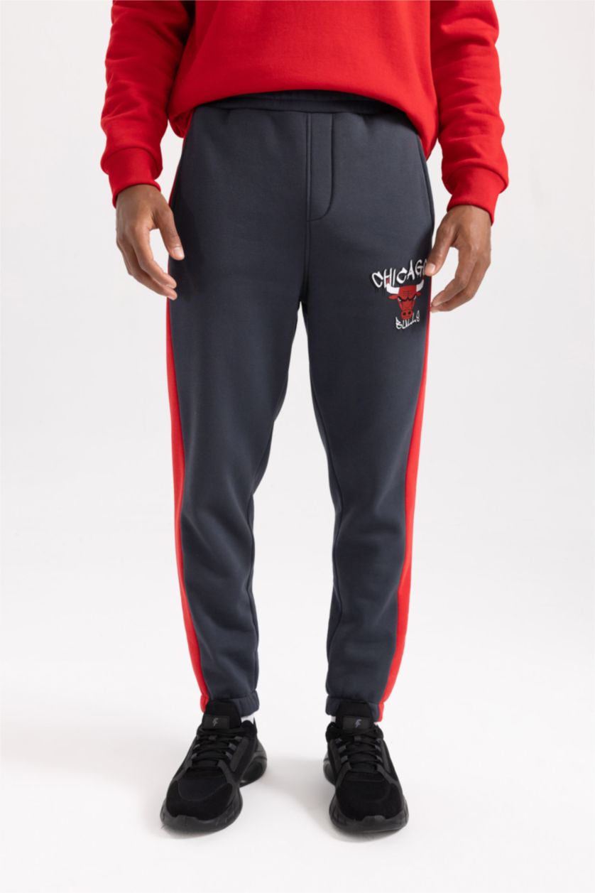 HOMME Anthracite Pantalon de Jogging Coupe Standard NBA Chicago Bulls de DefactoFit