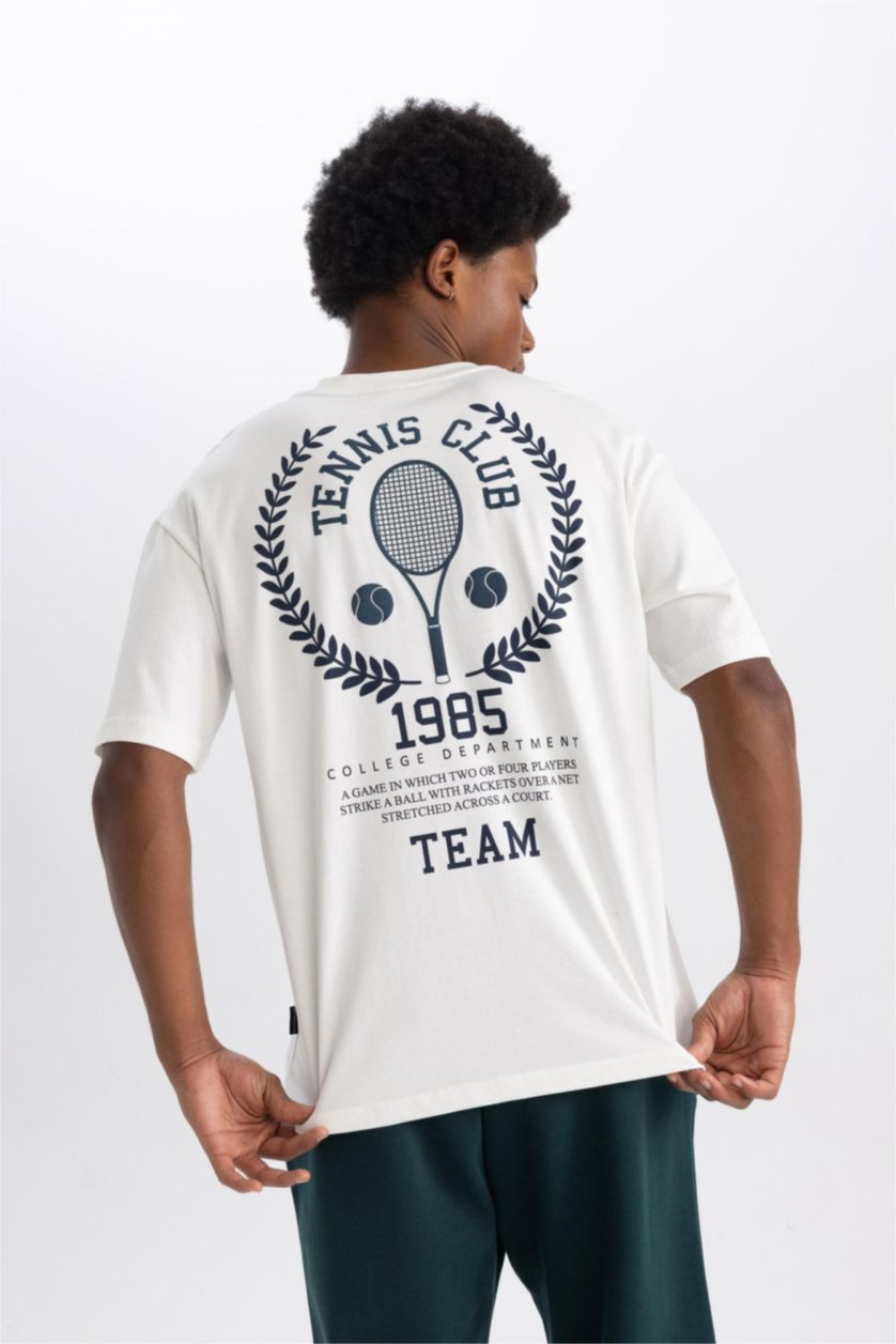 رجالي بيج فاتح تيشيرت اوفر سايز بطبعة شعار من DeFactoFit