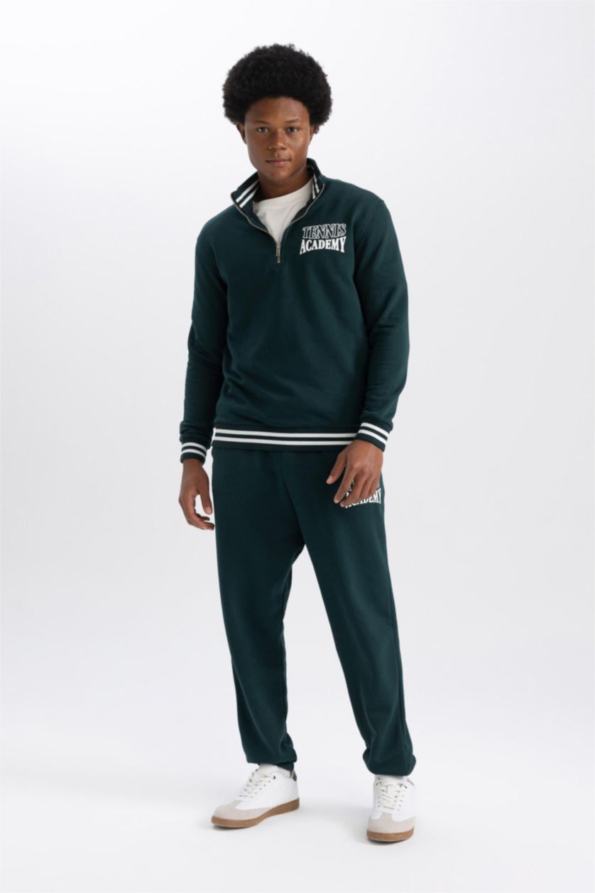 Erkek Koyu Yeşil Standart Fit Dik Yaka Yarım Fermuarlı Baskılı Sporcu Sweatshirt