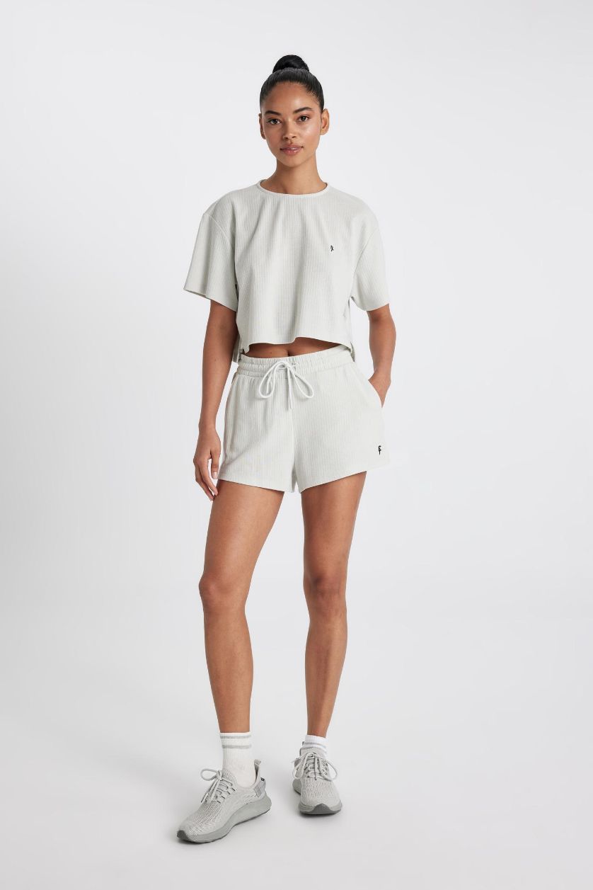 Kadın Açık Gri Cropped Fıt Bisiklet Yaka Sporcu Ribana Kısa Kollu Tişört