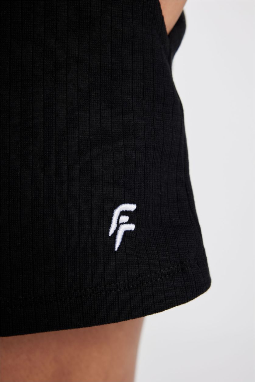 WOMAN Black DeFactoFit Standard Fit Straight Leg Ribbed Shorts