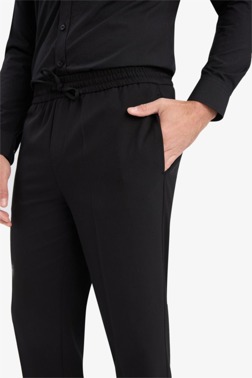 Мужчины Черный Брюки-джоггеры Jogger Fit с завязками на талии, резинкой, карманами и из мягкой ткани, которая тянется во всех направлениях
