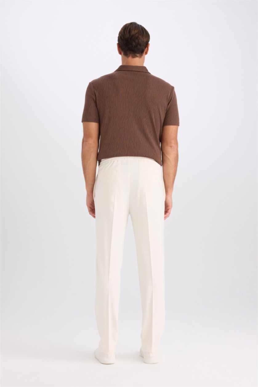 Erkek Ekru Yazlık Kumaş Jogger Pantolon Beli Bağcıklı Lastikli Düz Paça Cepli Her Yöne Esneyen