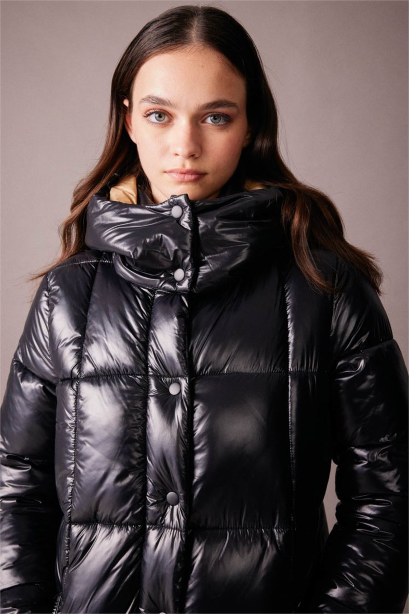 نساء أسود جاكيت نفخ طويل قصة عادية بغطاء للرأس مقاوم للماء