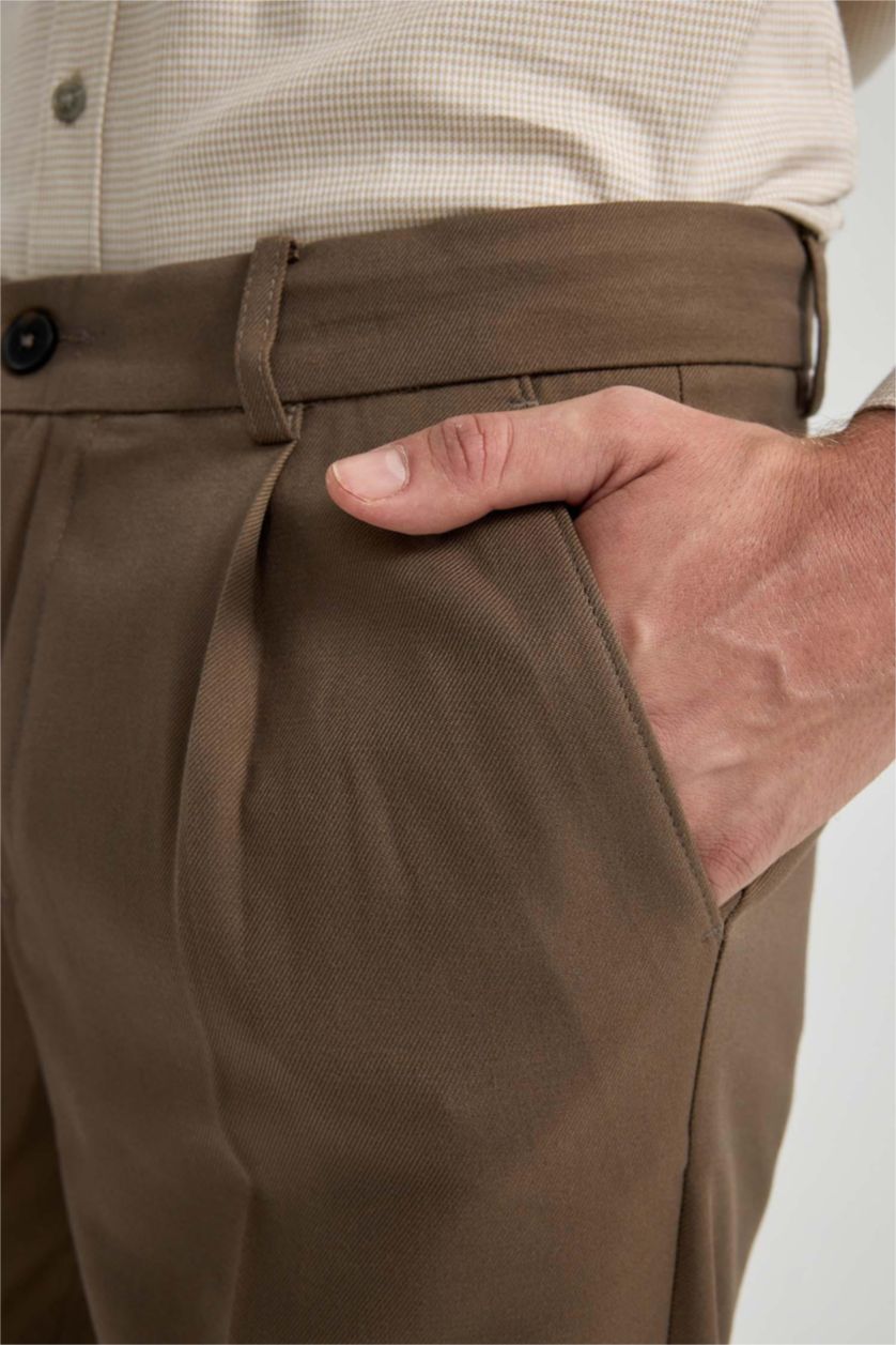 MAN Teak Crop Trousers