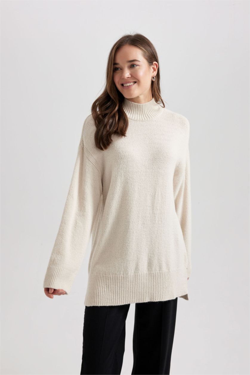 Woman Ecru Regular Fit Tunic