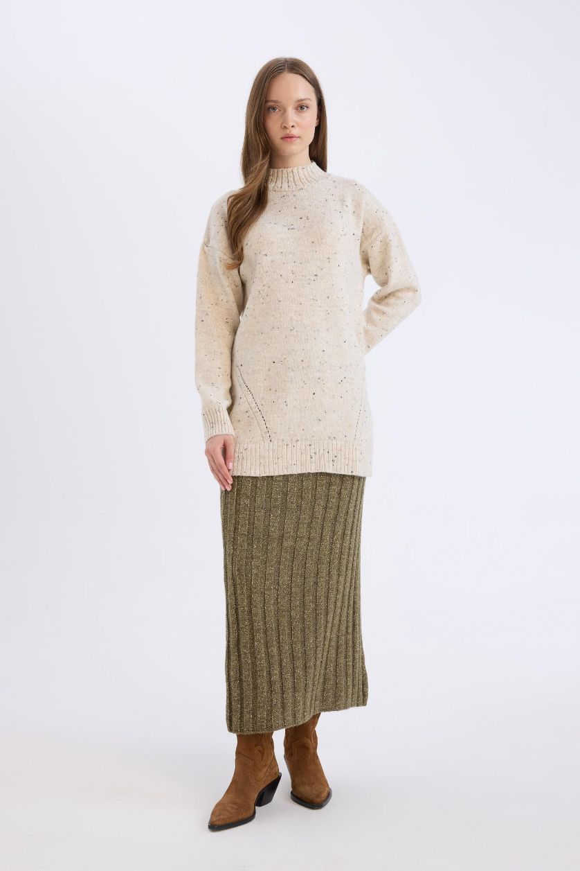 نساء كاكي فاتح تنورة طولية قصة عادية