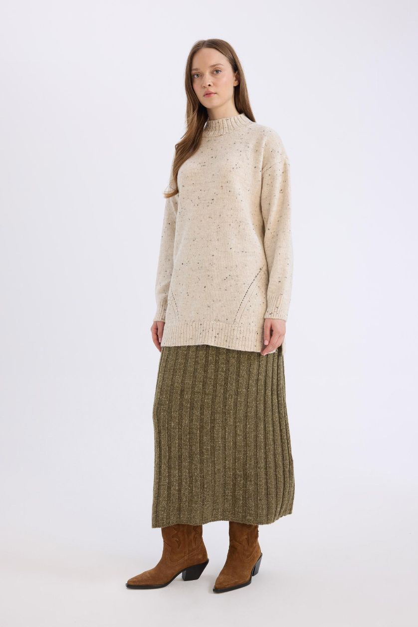 نساء كاكي فاتح تنورة طولية قصة عادية