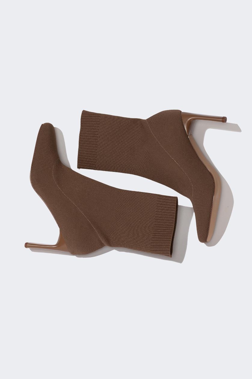 نساء بني فاتح بوت نسائي بكعب عالي