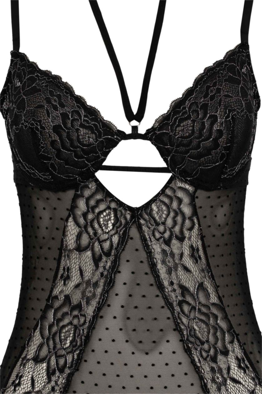 WOMAN Black Uncovered