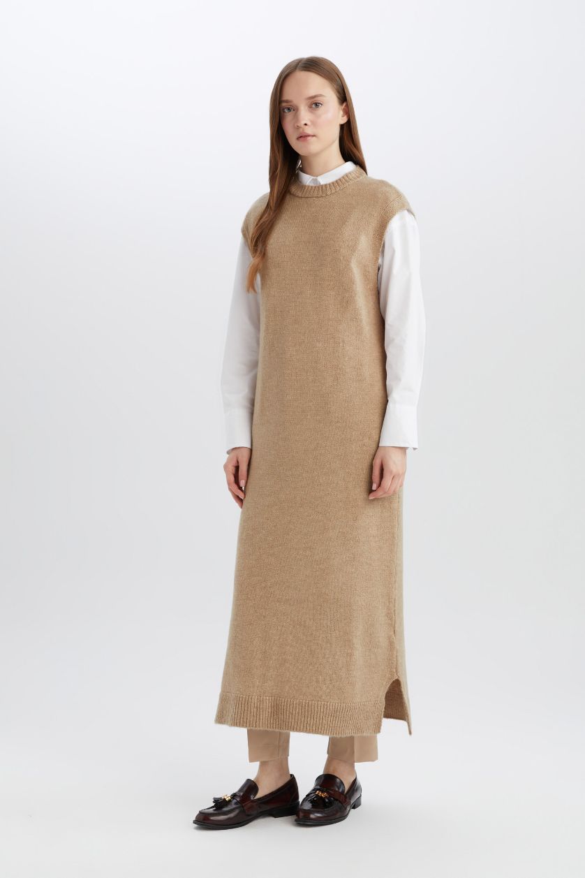 FEMME Beige Gilet long en tricot à col rond Coupe régulière