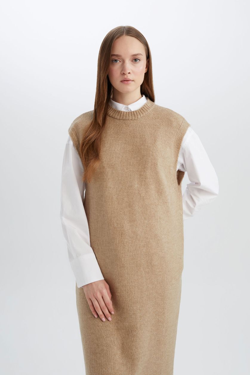 FEMME Beige Gilet long en tricot à col rond Coupe régulière