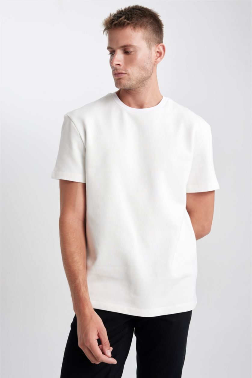 MAN Ecru New Regular Fit Crew Neck Short Sleeve T-Shirt